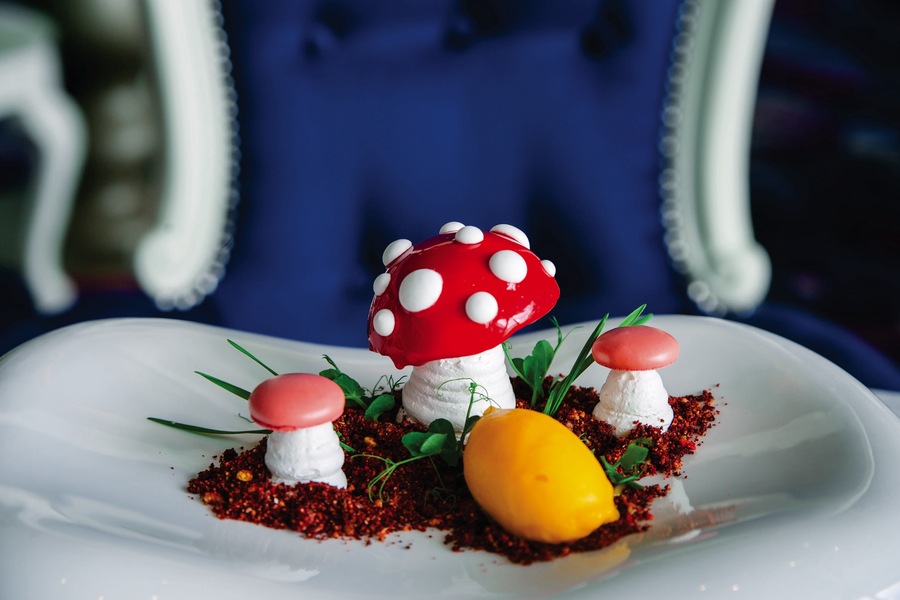 Royal Caribbean International, Symphony of the Seas, Wonderland 5.jpg
